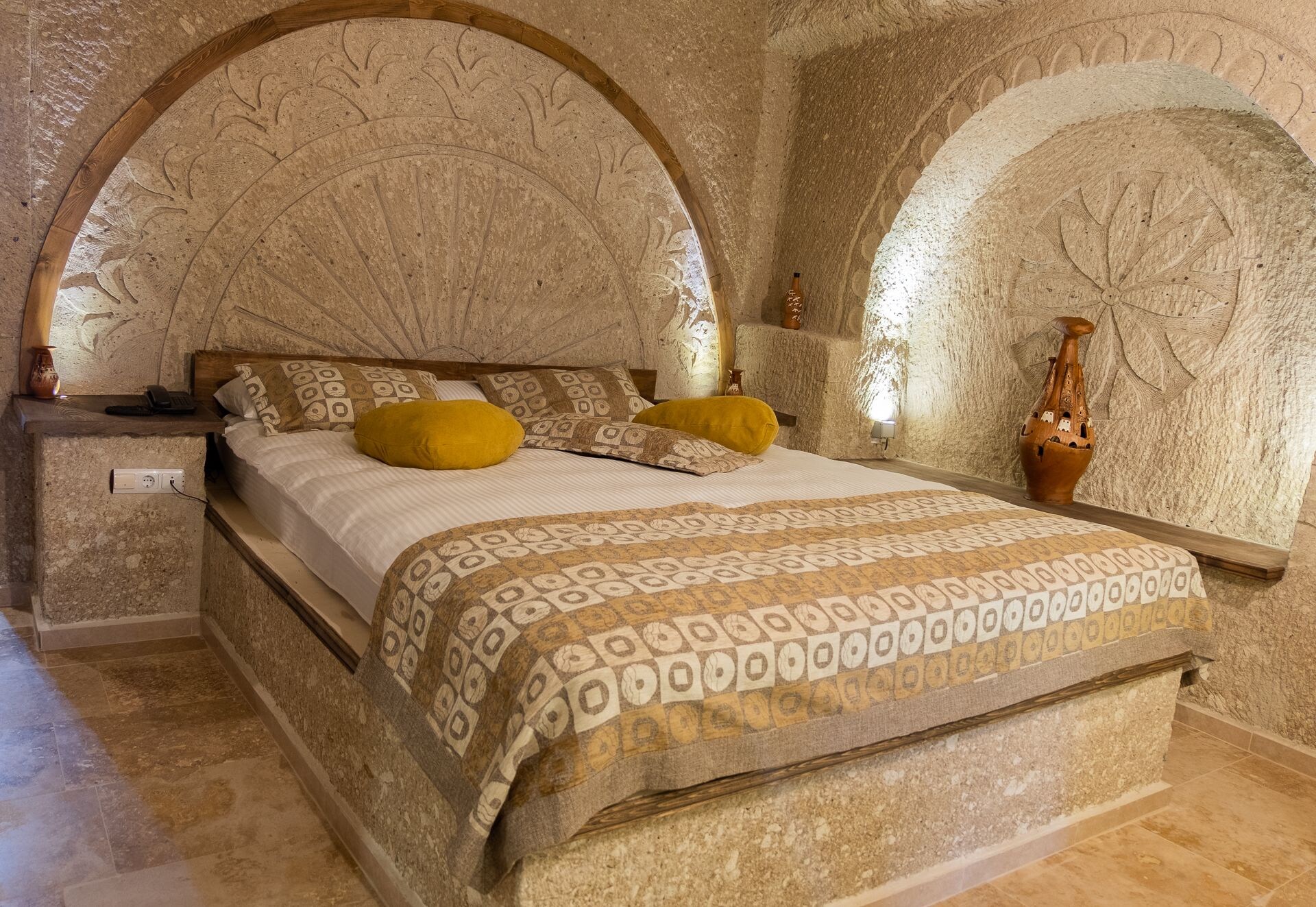 junior suite, jetted tub