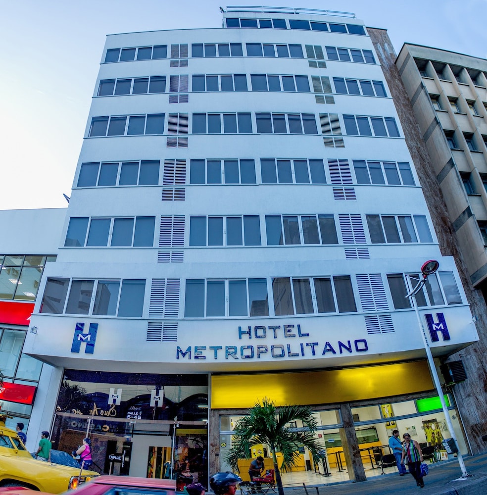 Hotel Metropolitano 1/44