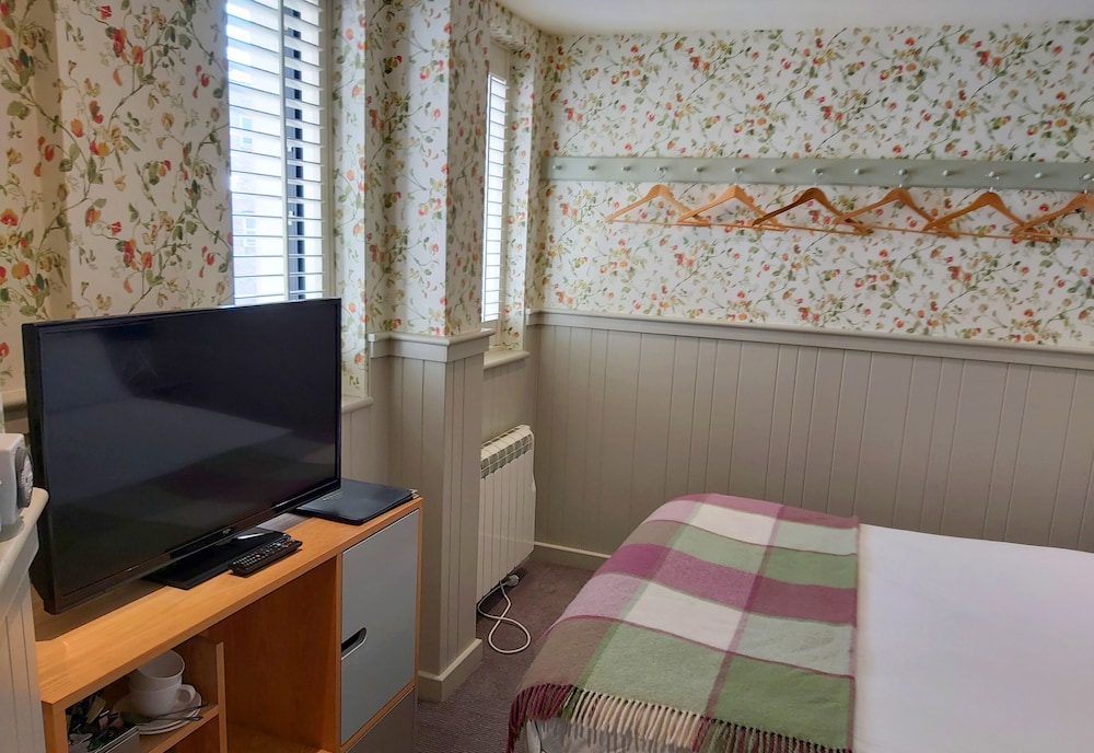 Brooks Guesthouse Bristol 11/69