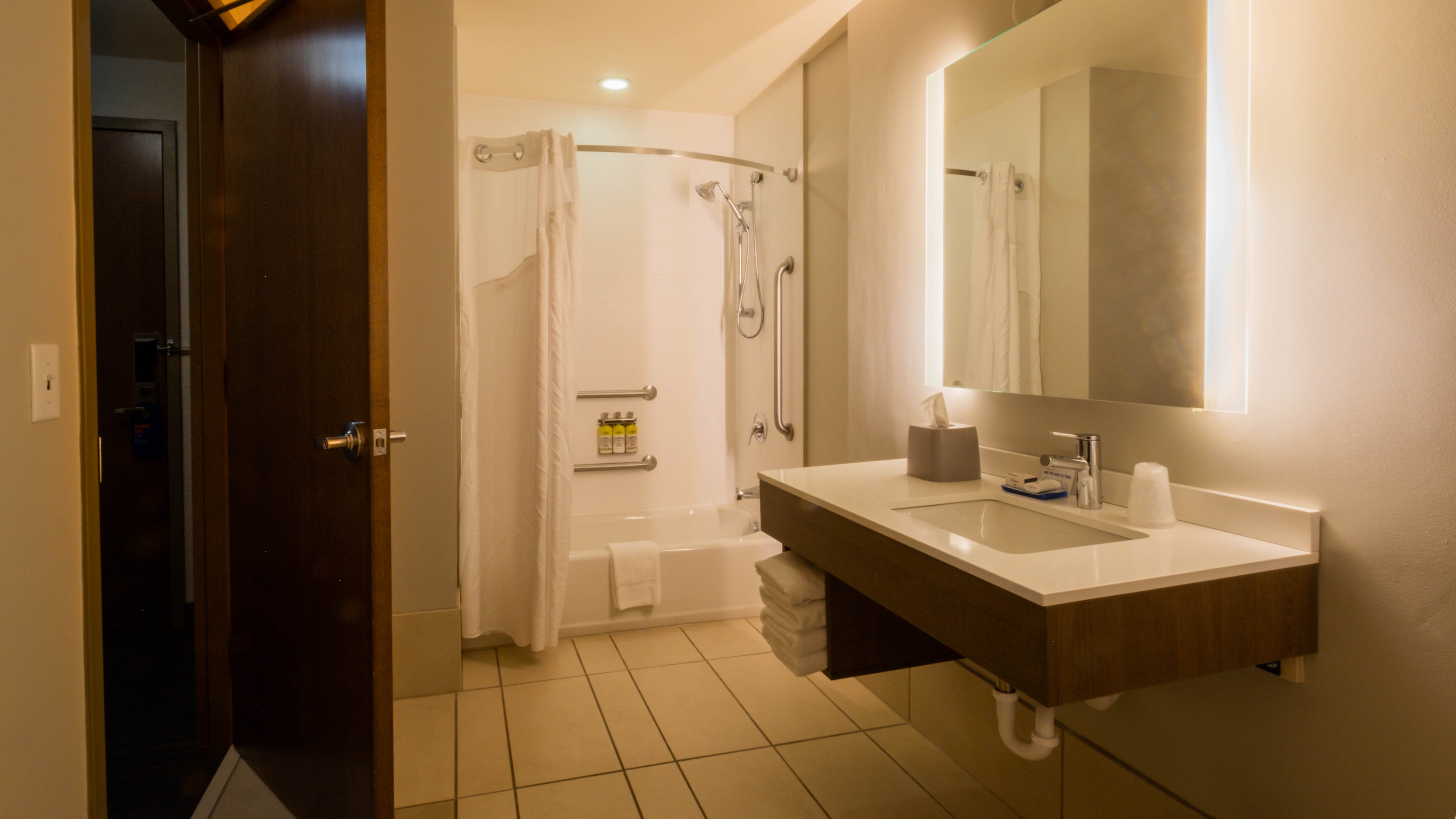 Holiday Inn Express Hotel And Suites Mankato East 75/76