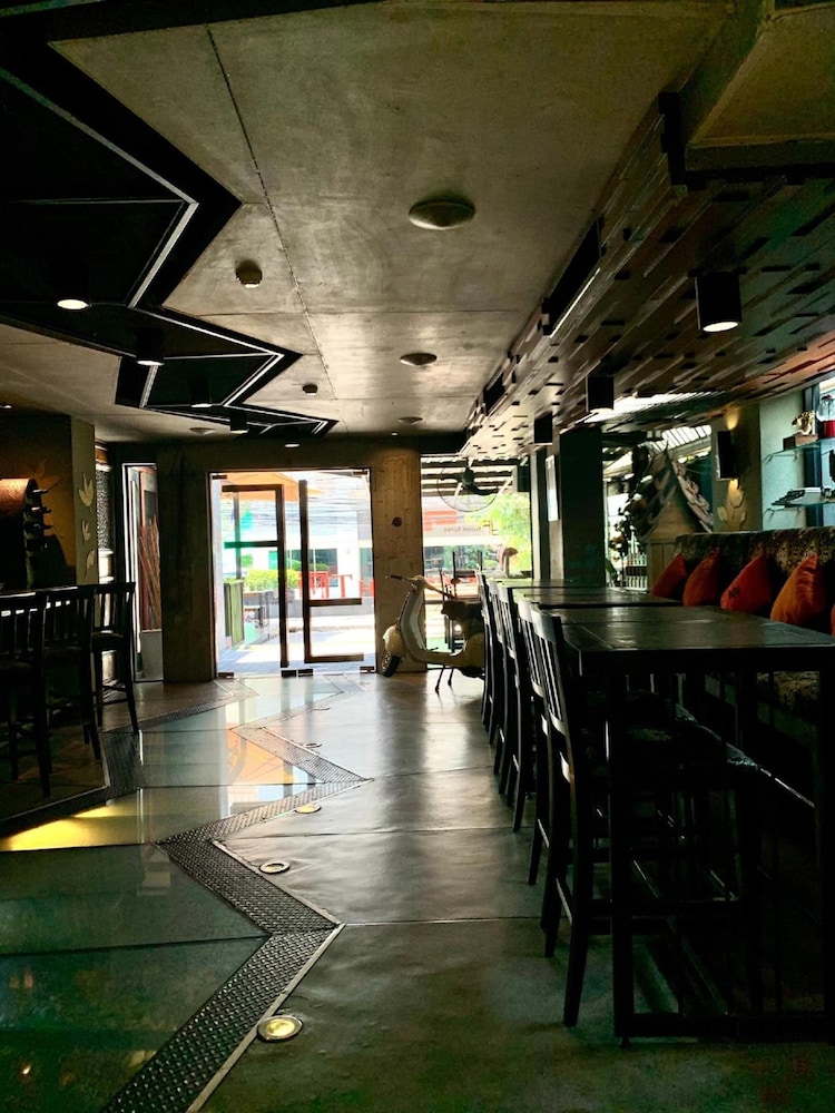 Fusion Suites 44/50