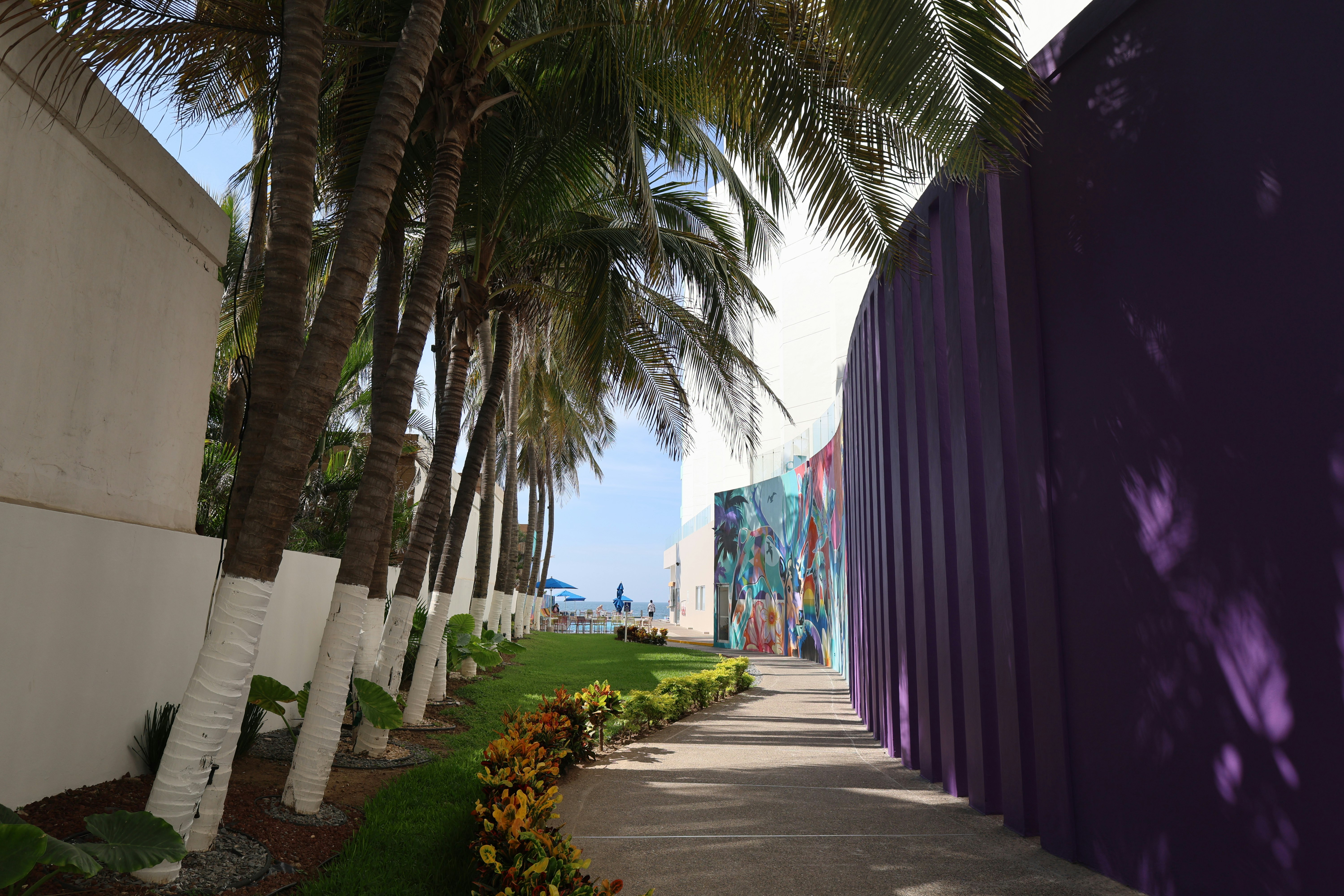 Park Inn by Radisson Mazatlan, SIN 4/50