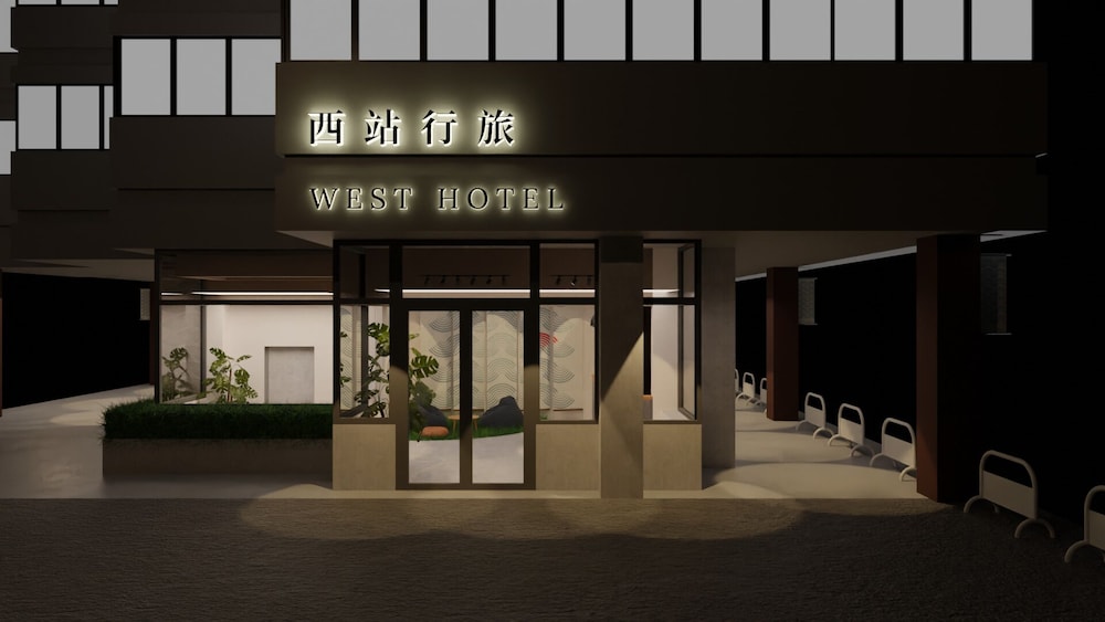West Hotel 4/55