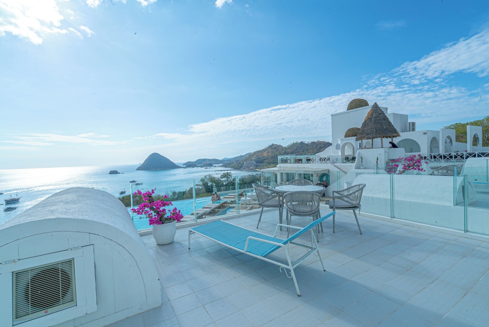 Loccal Collection Labuan Bajo 40/50