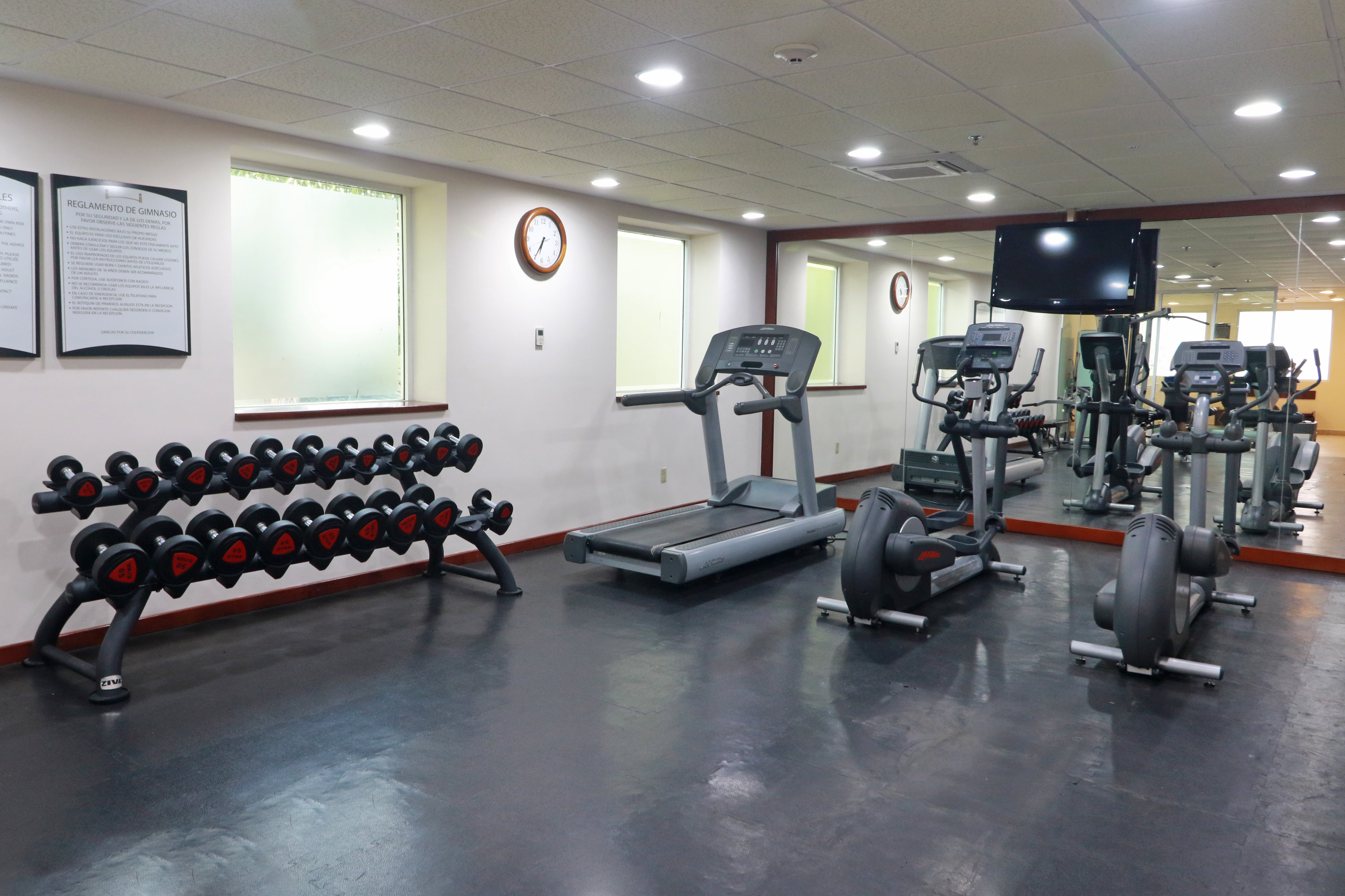 Staybridge Suites Queretaro 37/75