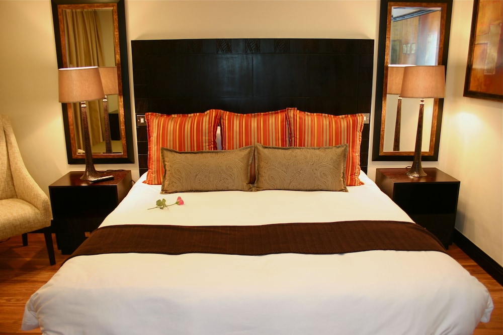 Mount Meru Hotel 27/72
