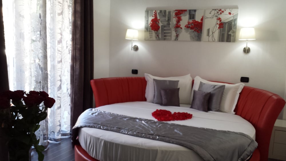 HONEYMOON, SUITE, HOT TUB