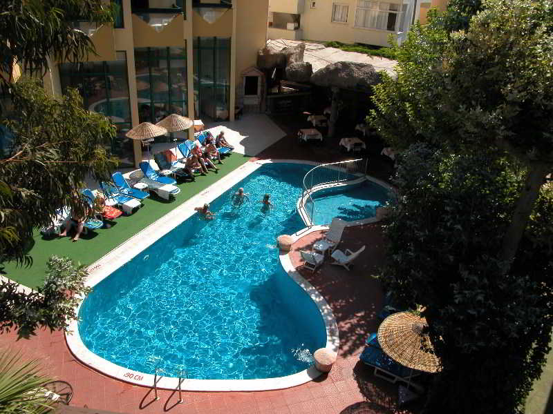 Siesta & Juniper Hotel 25/28