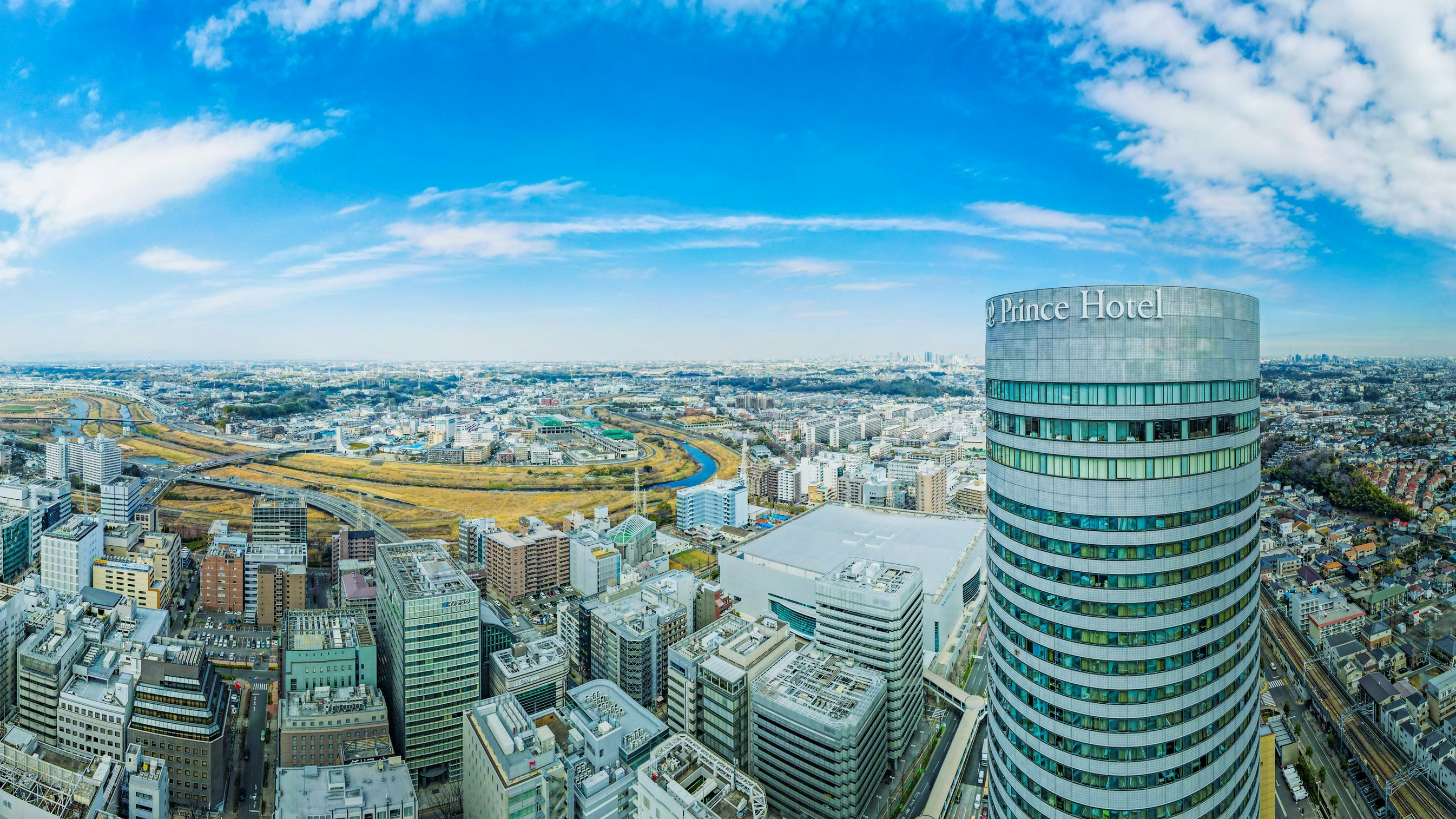 Shin Yokohama Prince Hotel 53/54