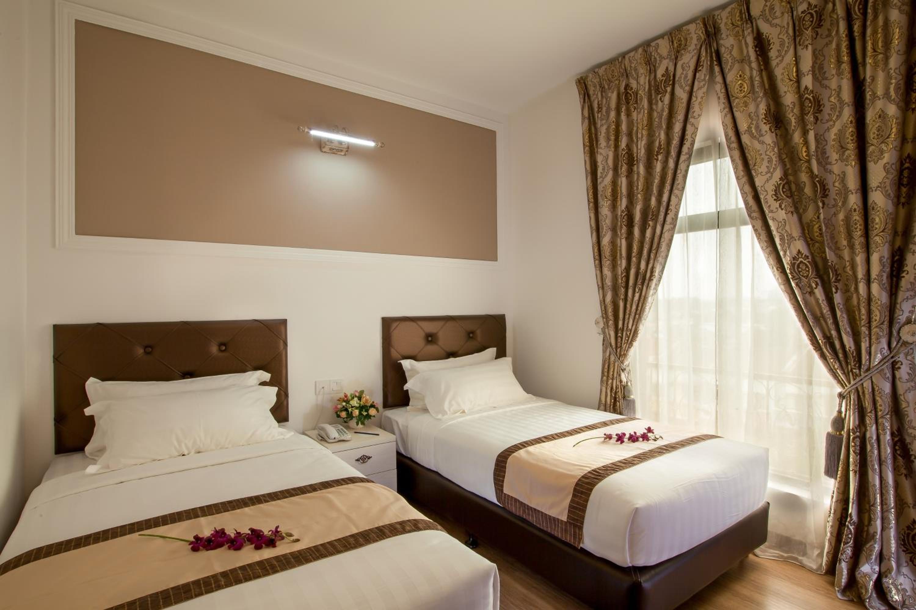 KOHO HOTEL 18/58