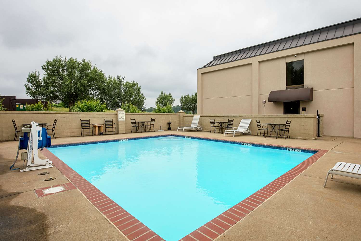 Quality Inn Holly Springs South 8/16