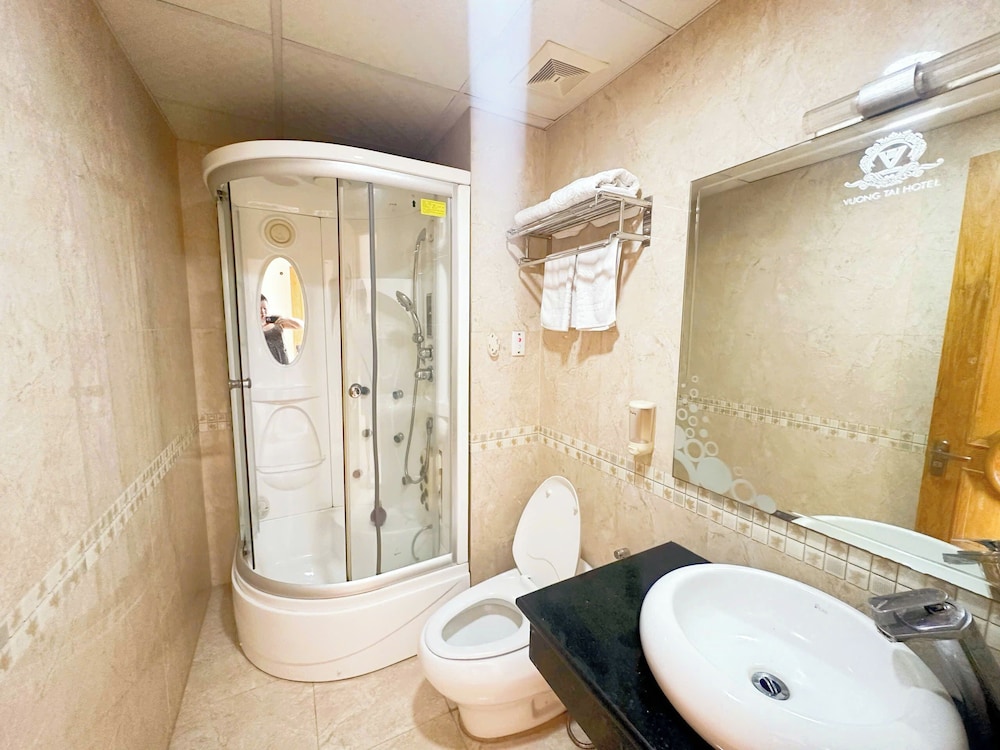 Vuong Tai Hotel 58/61