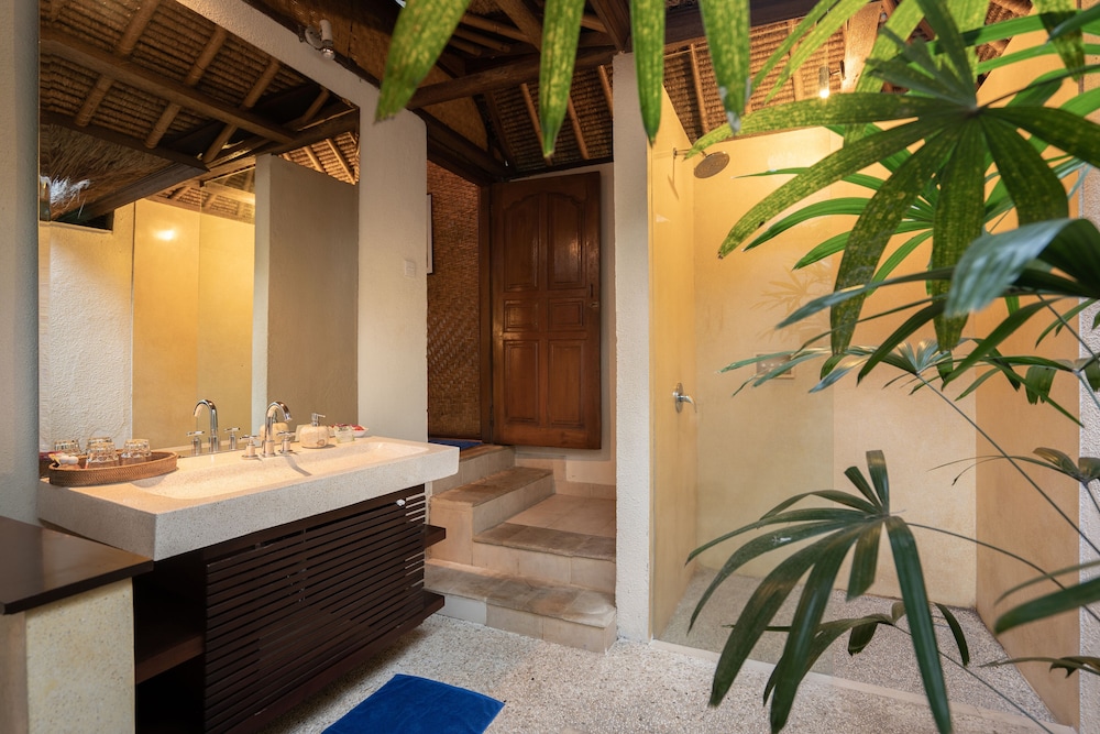 Santai Bali 16/54