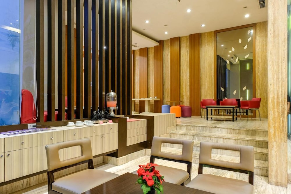 Almadera Hotel D H Quality Plaza Hotel Makassar 3/52
