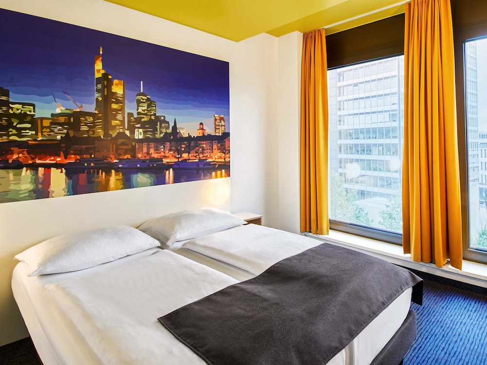 ROOM, TRIPLE, 3 BEDS
