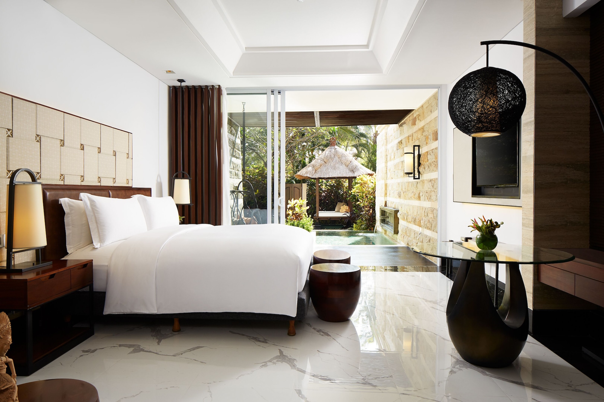 Luxury, King Bed, Plunge Pool