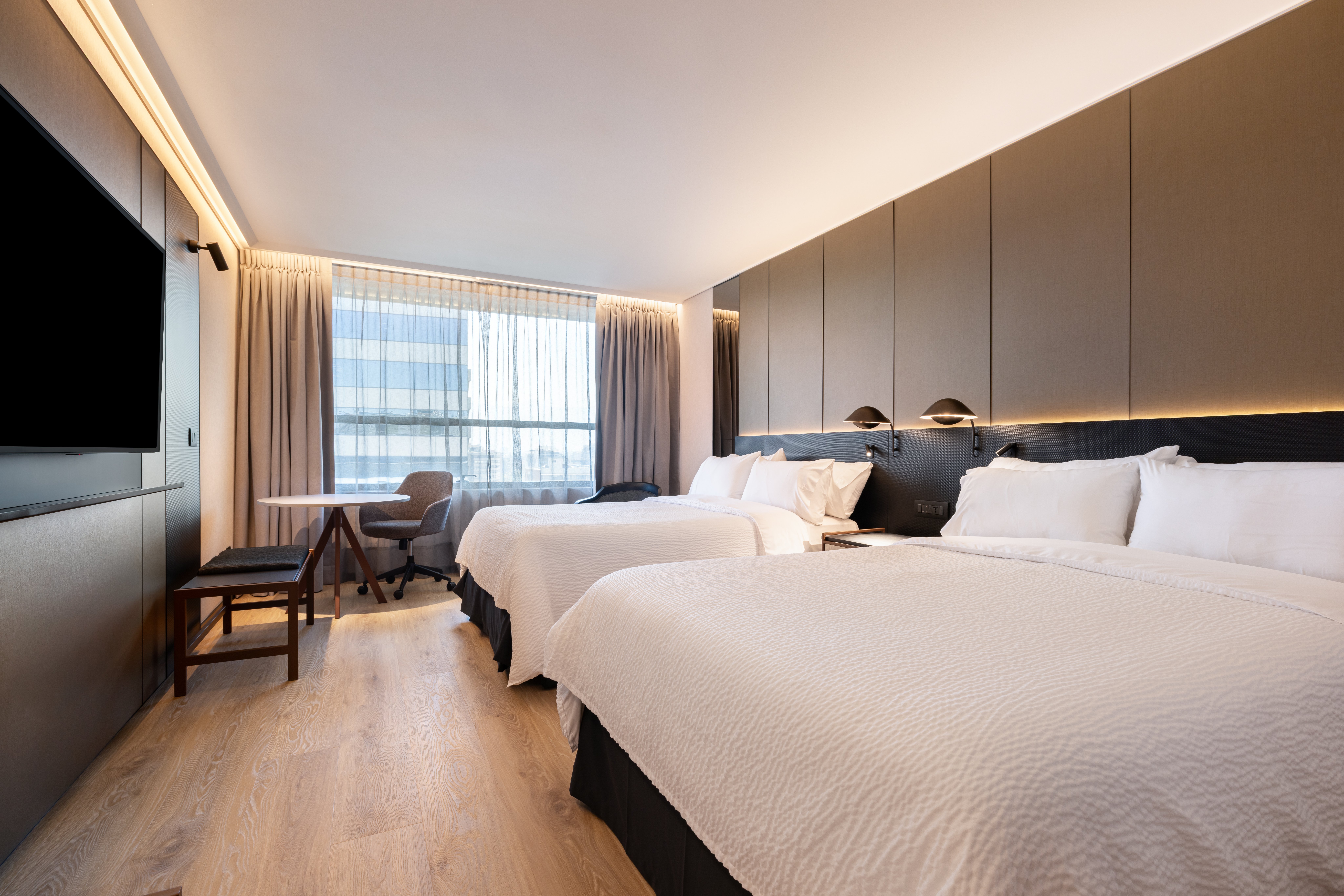 Standard, 2 Queen Beds, High Floor