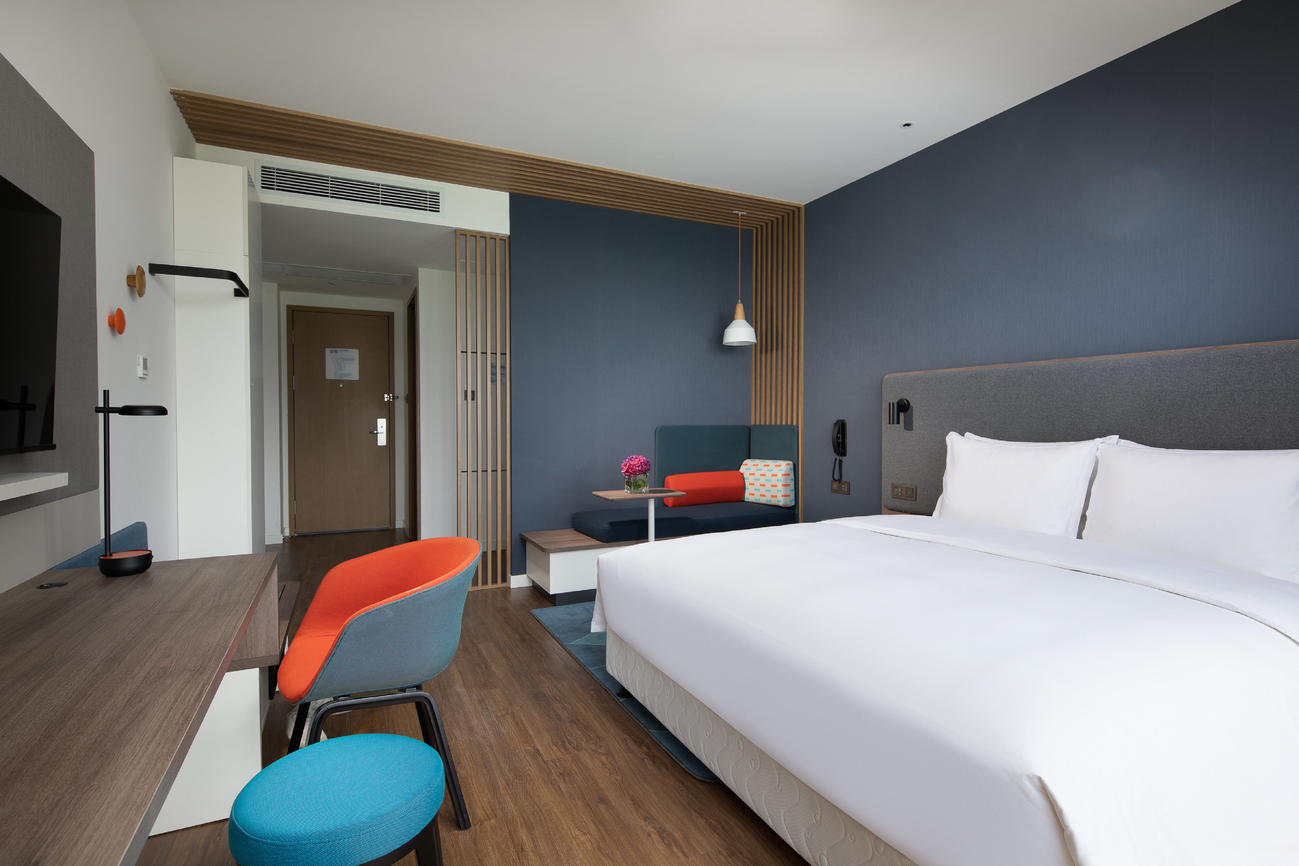 Hollywood, Standard, Twin Beds