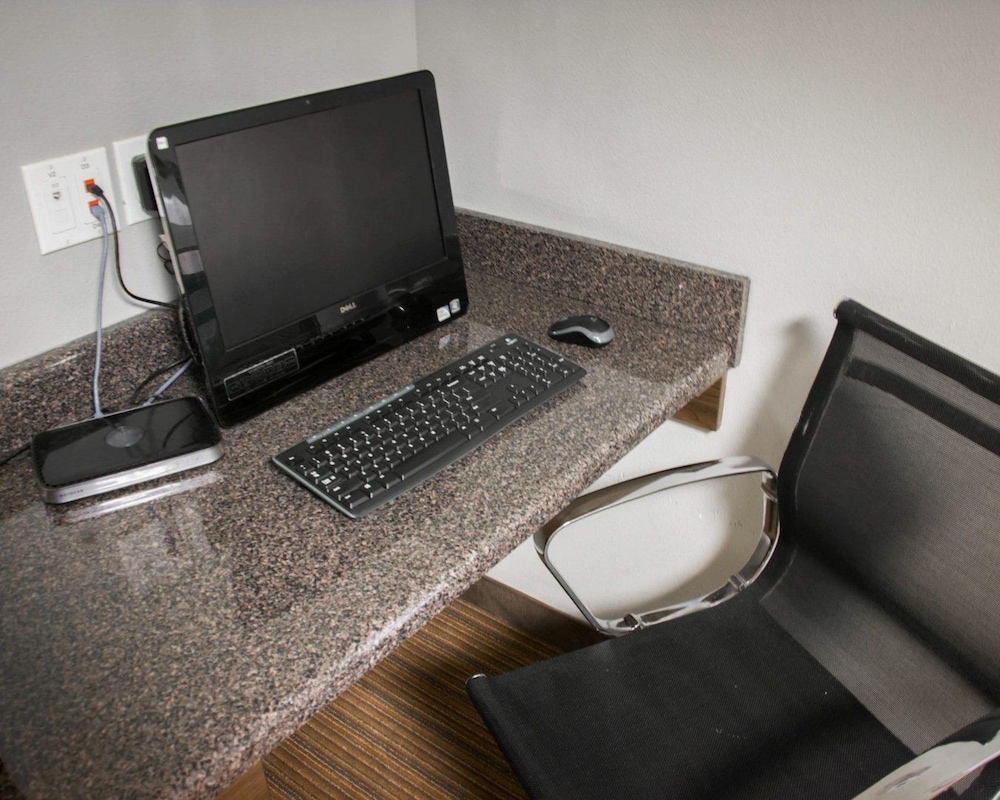Sleep Inn & Suites Shreveport Near Medical Center 11/49