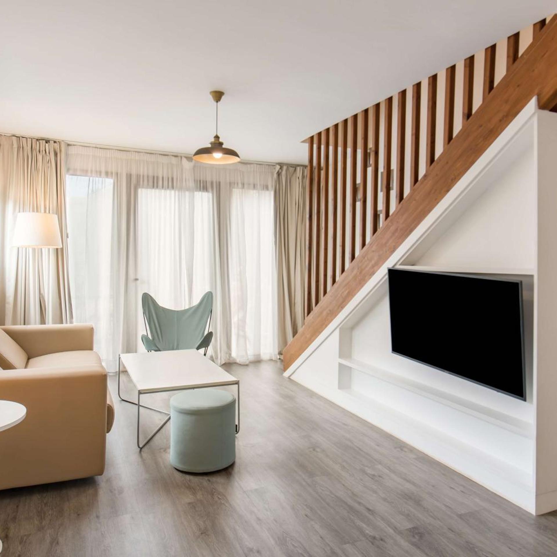 2 Bedrooms, Duplex, Bungalow, Terrace