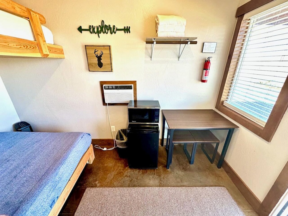Gooseberry Lodges 30/79