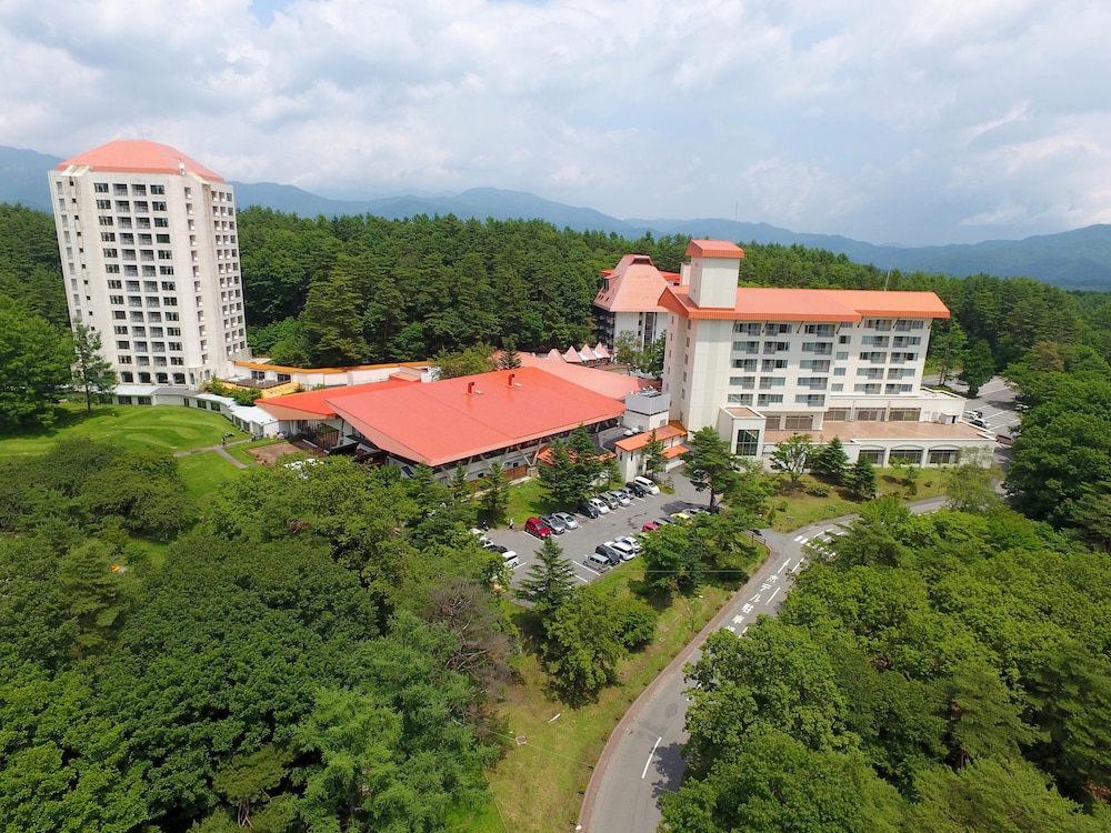 HOTEL VILLAGE 44/50