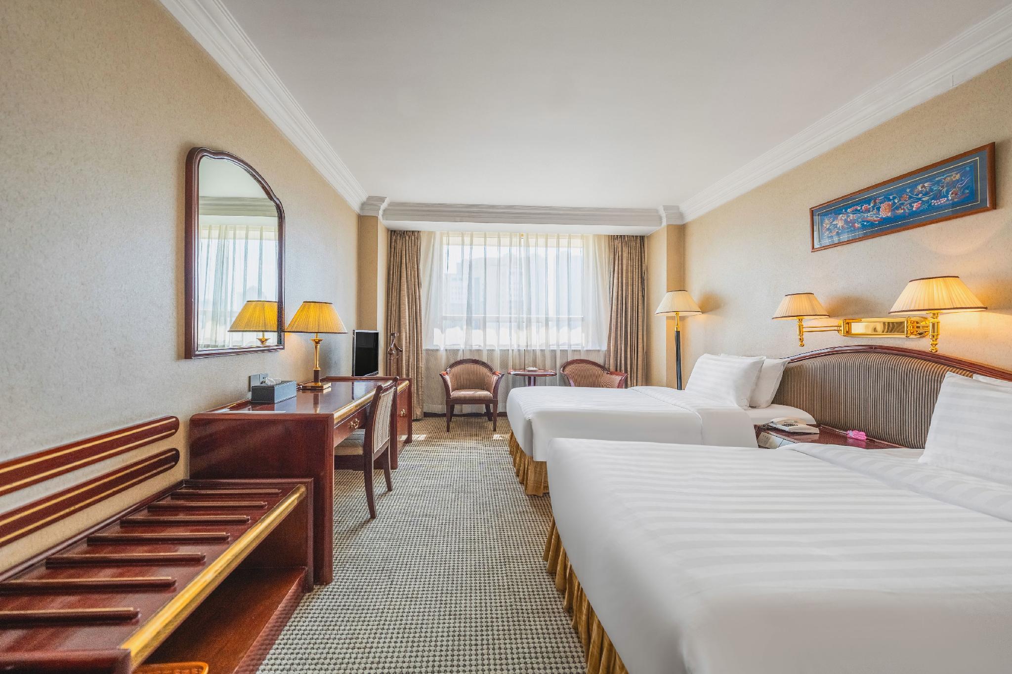 KUNMING HOTEL 10/50