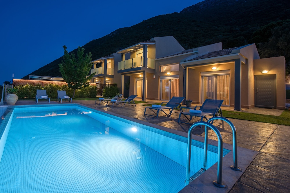 Ionian Heaven Villas 2/56