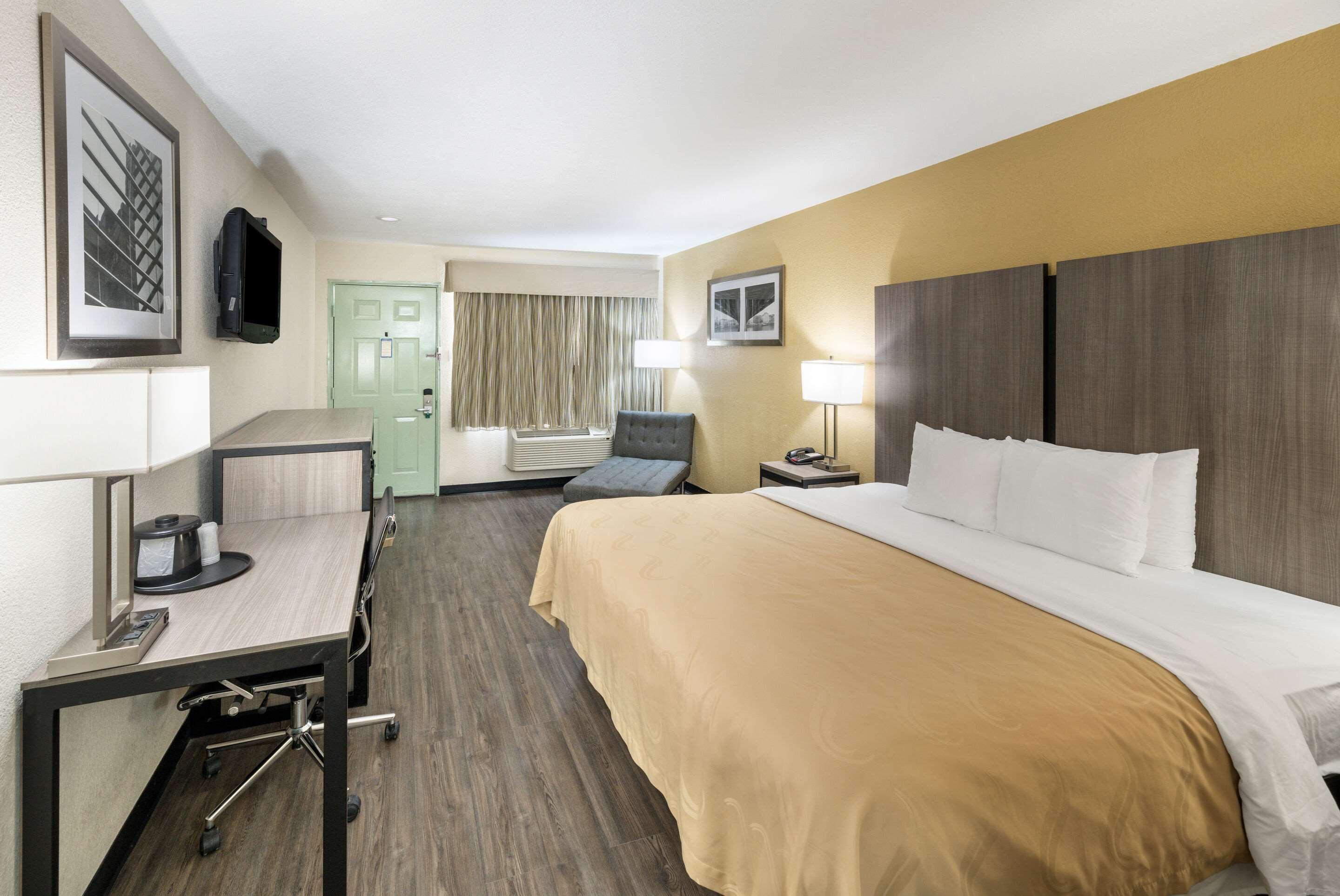 Room, Double Bed