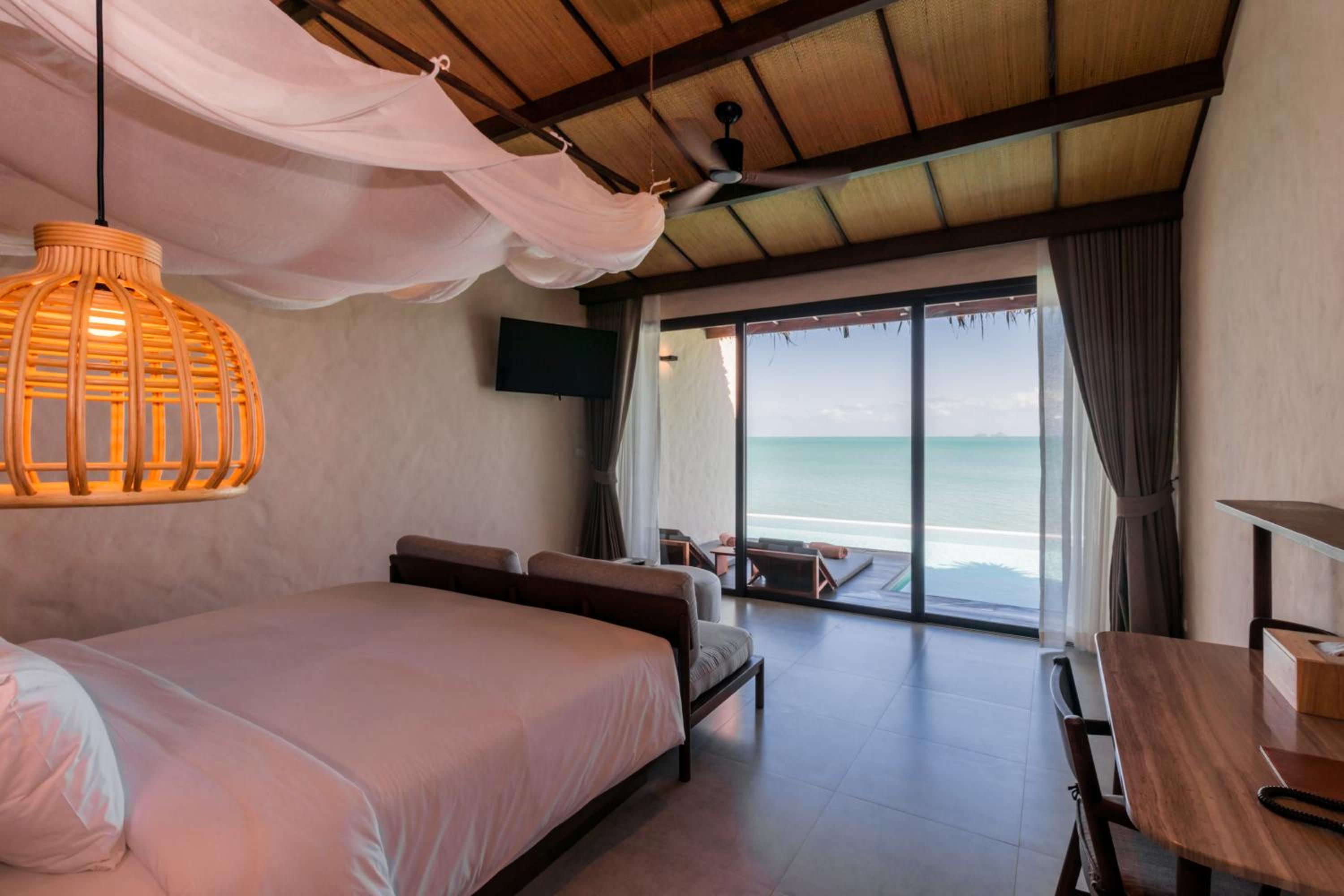 Room, Beach Front, Pool Access