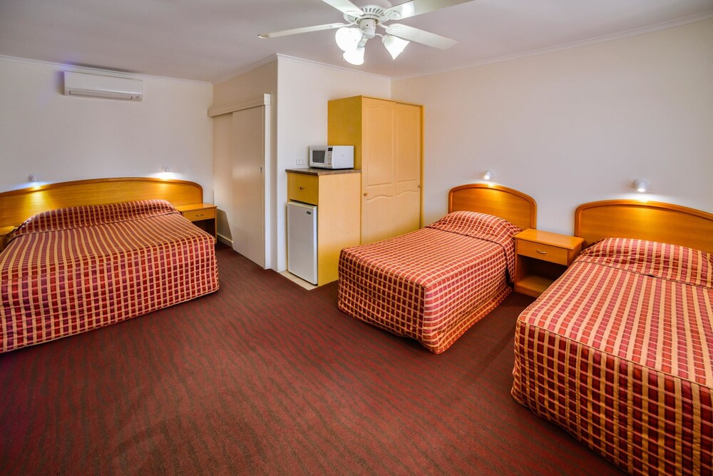 Comfort Inn & Suites Augusta Westside 12/45