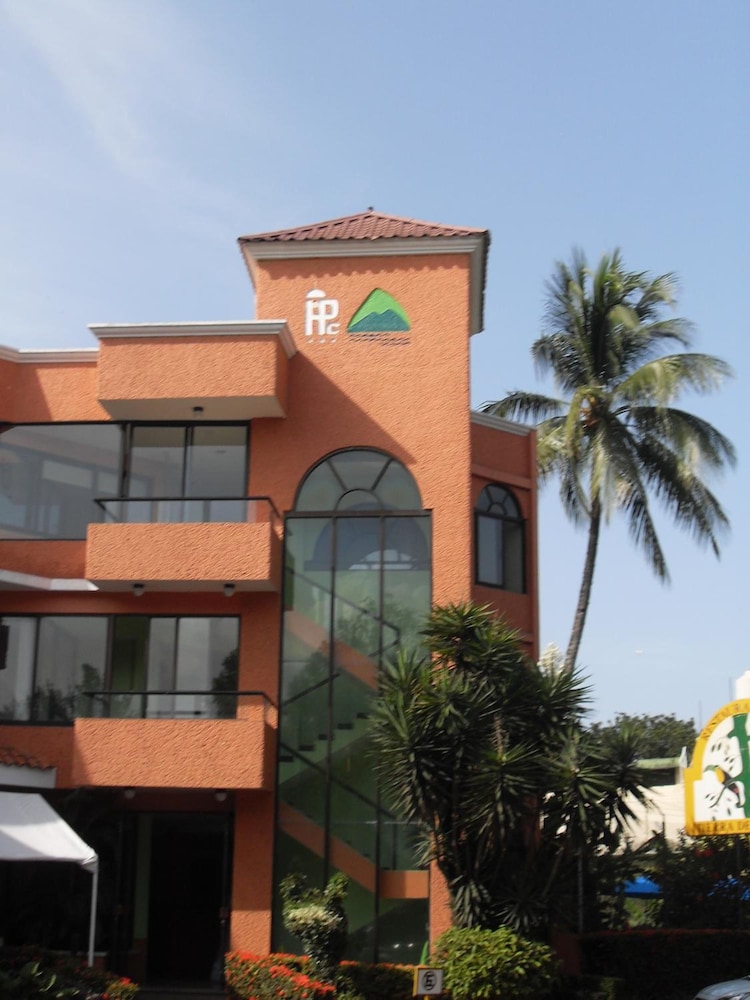 Hotel Playa Cristal 2/47