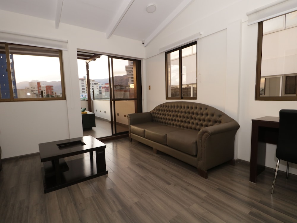 Hotel Boutique Domani 81/94