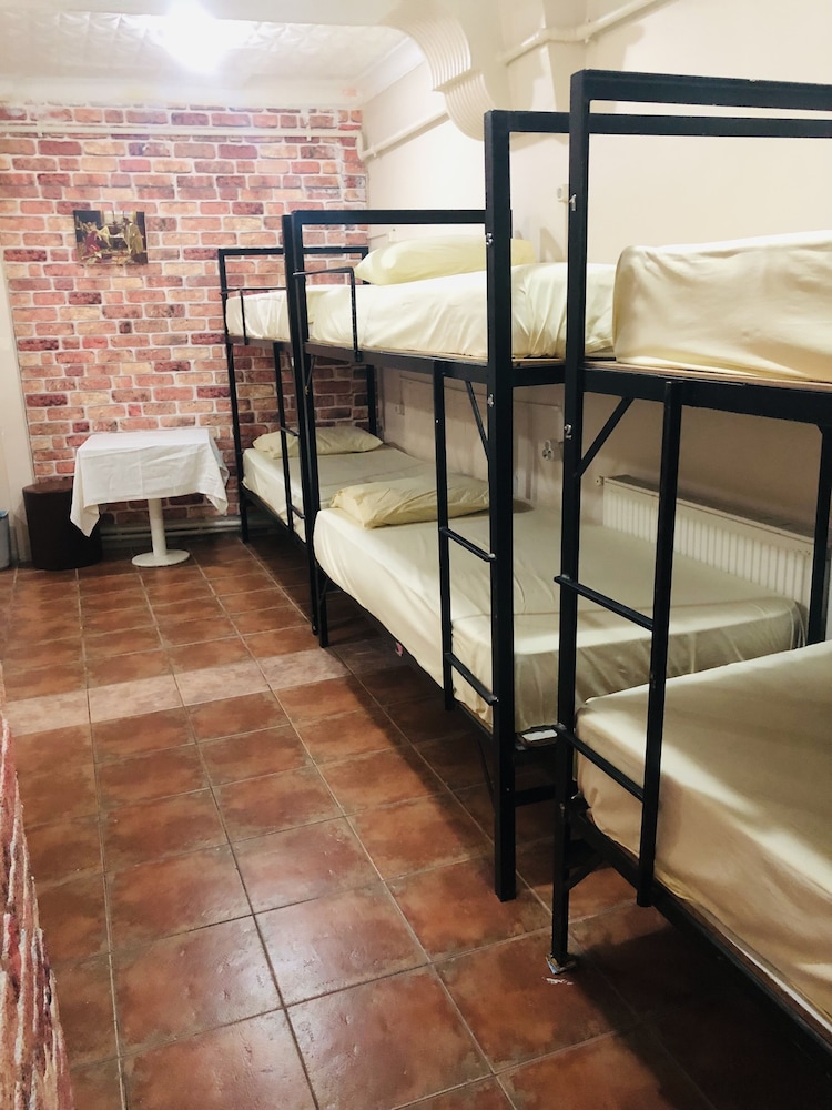 Avrasya Hostel 13/50