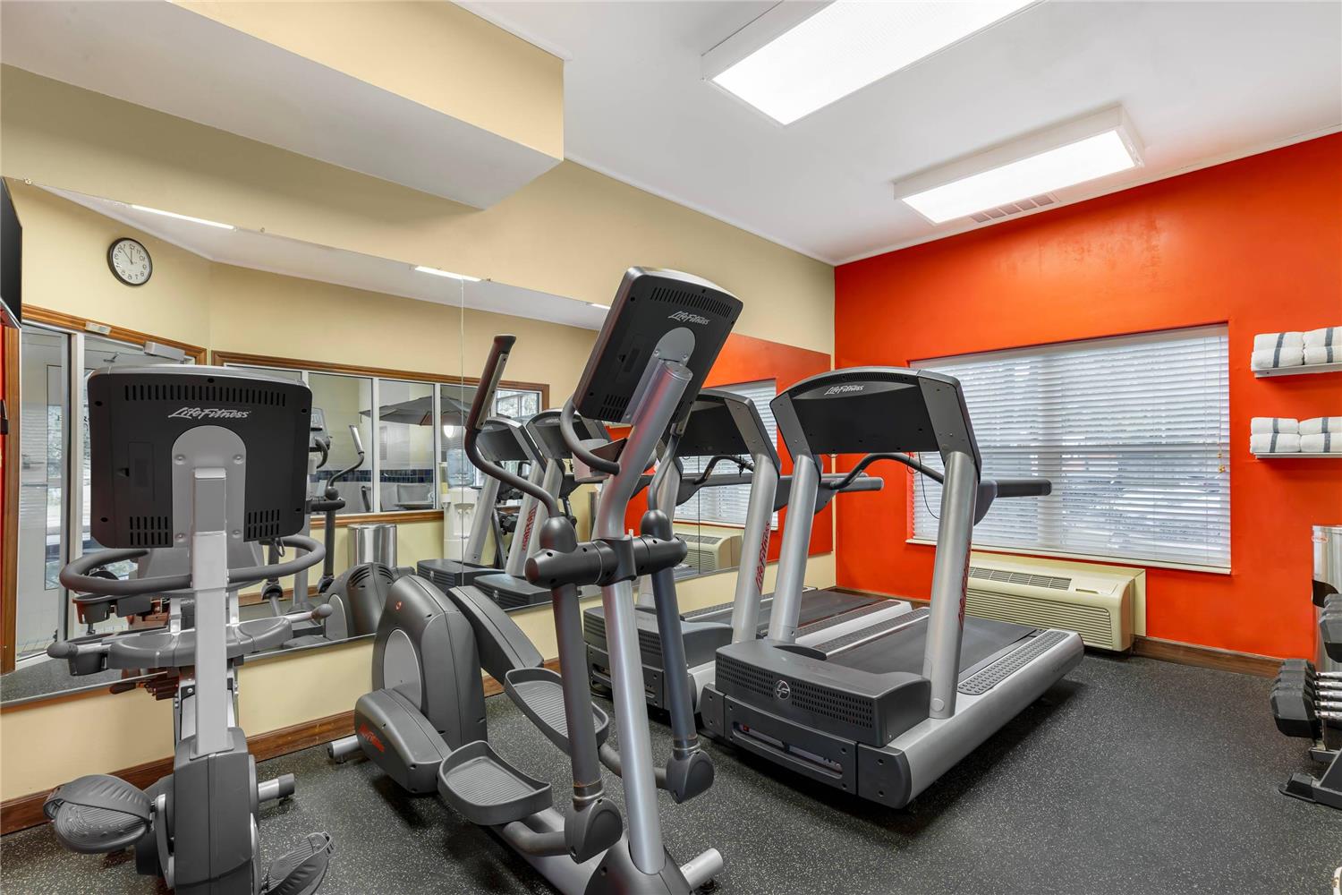 Country Inn & Suites By Radisson, Des Moines West, IA 27/48