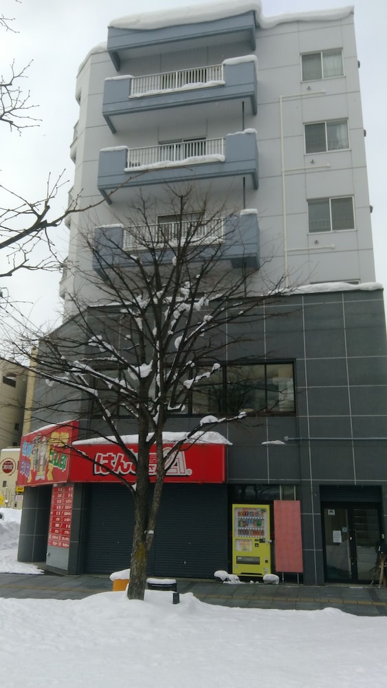 Guest House Asahikawa - Hostel 2/50