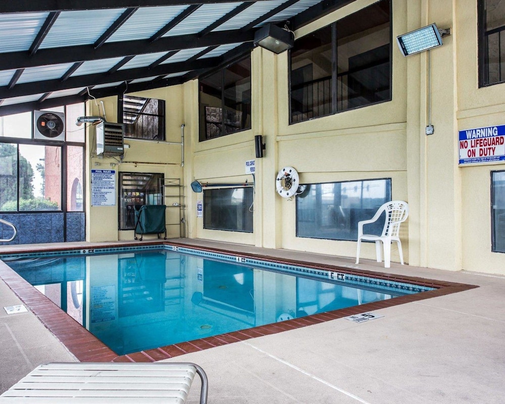 Quality Inn And Suites Southlake 2/49