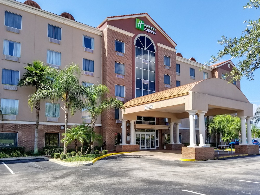 Holiday Inn Express Hotel And Suites Orange City 55/63