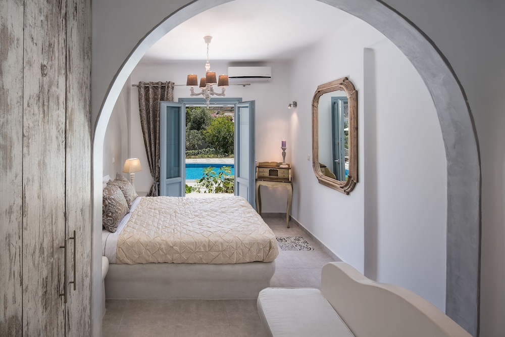 Felicity Villas Santorini Luxury House 10/43