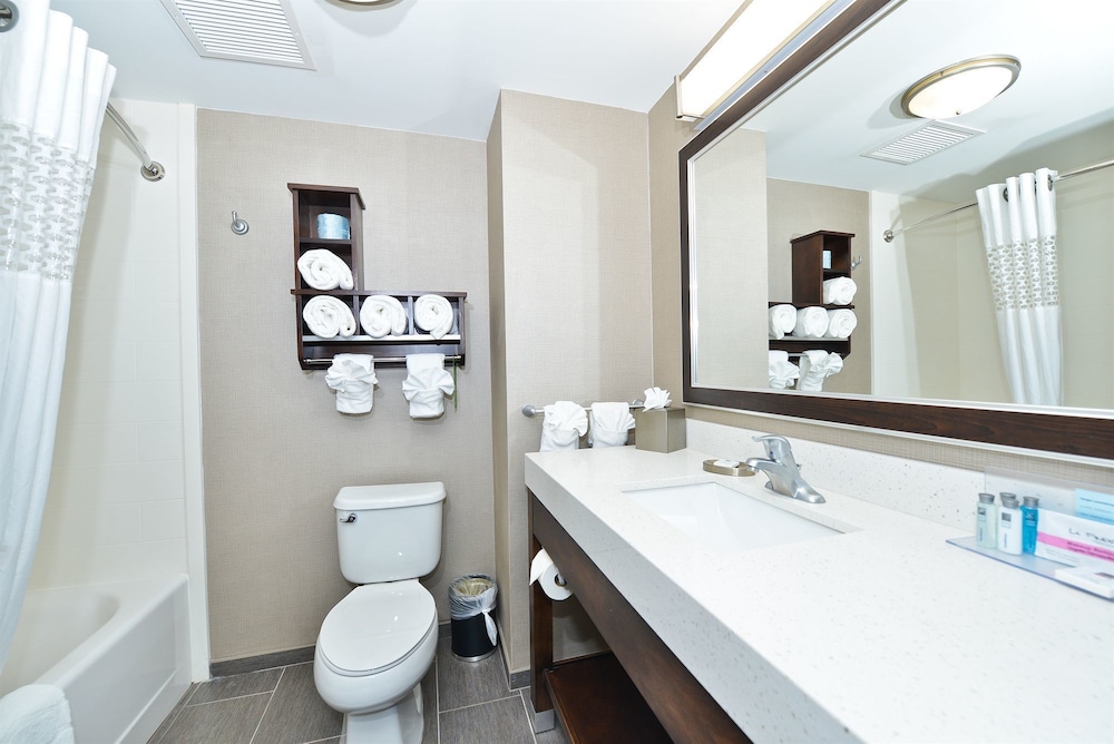 Hampton Inn And Suites Columbia Southeast Ft Jackson 10/47