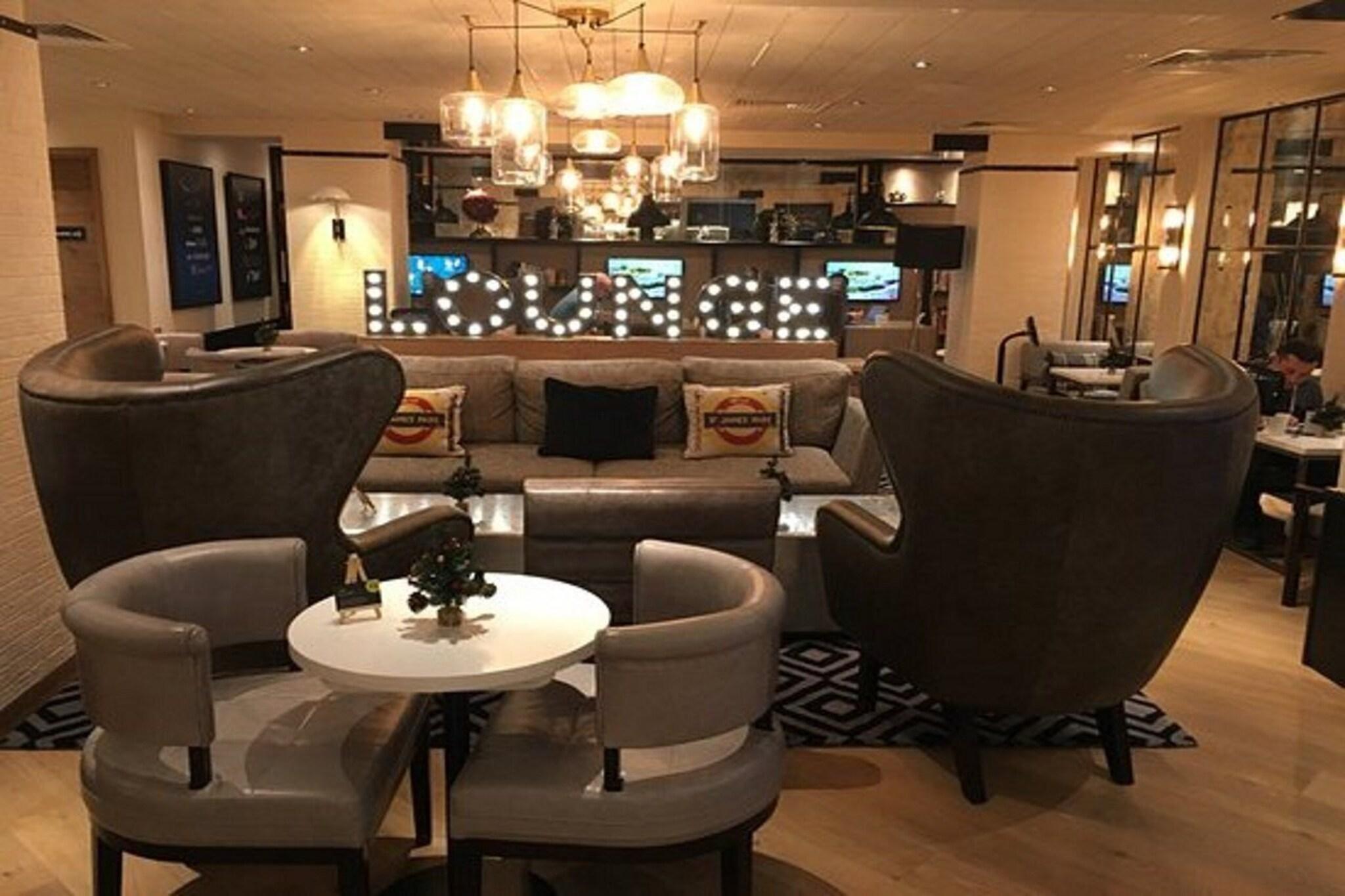 Hub by Premier Inn London Westminster, St James's Park 31/40