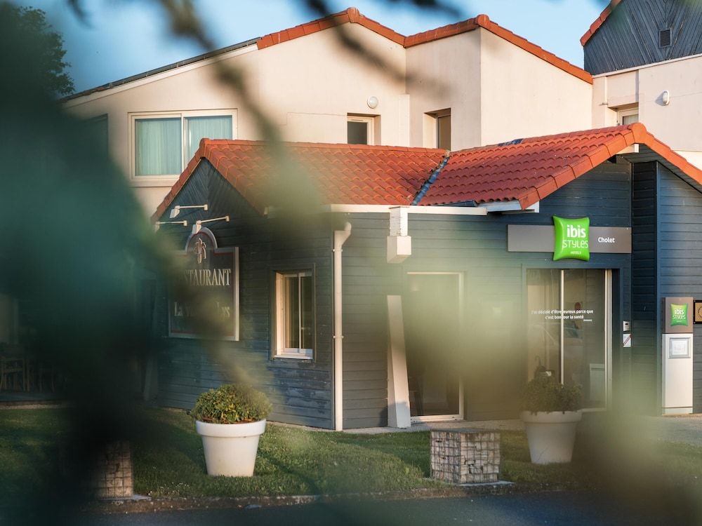 ibis Styles Cholet 7/70