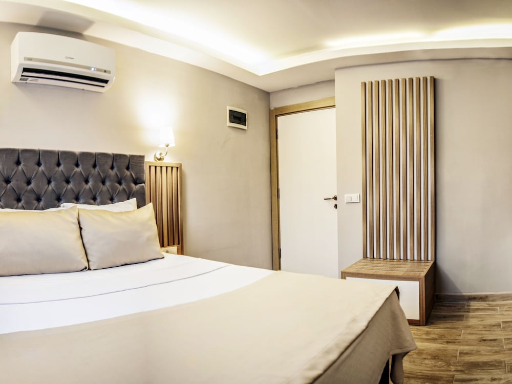 Hotel Bleu Nuit 14/50