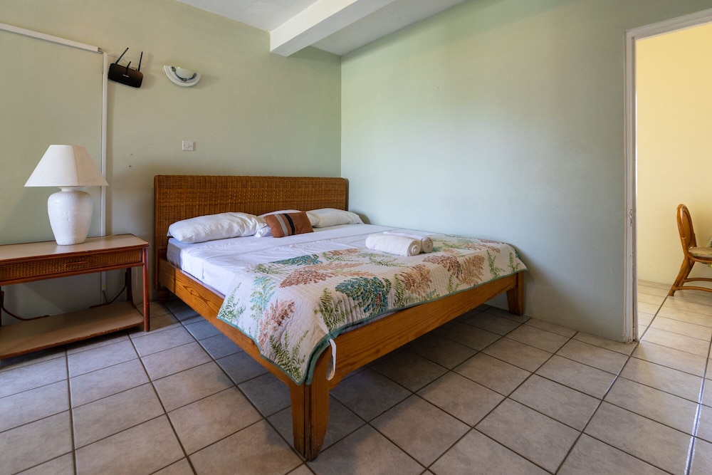 Wave Crest Holiday Apartments 7/51