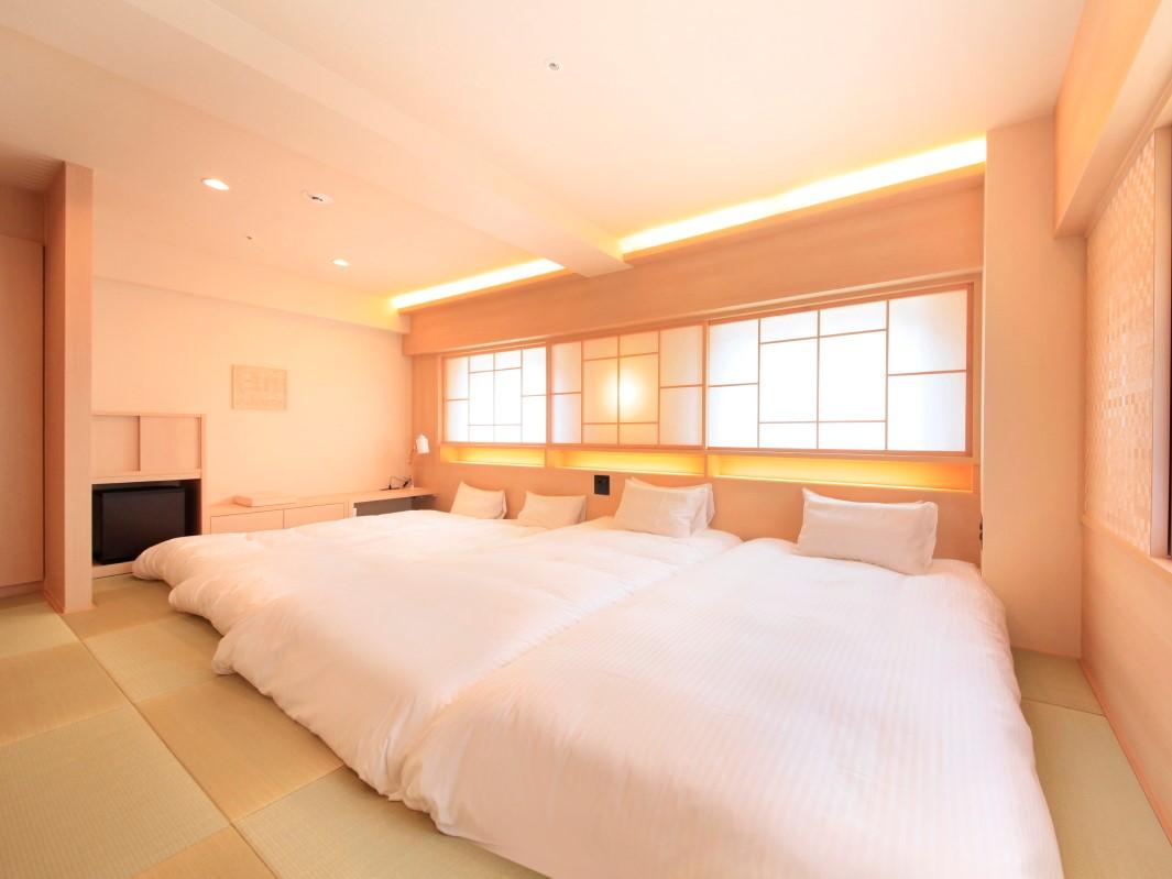 Japanese, Quadruple, 4 Futon Beds, Smoking