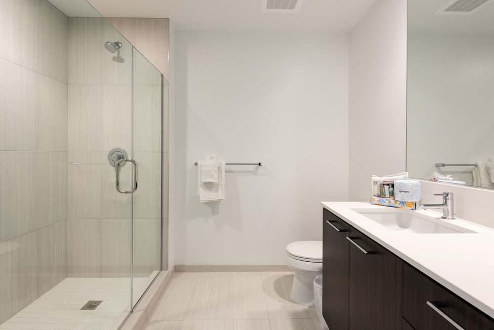 Global Luxury Suites at Reston Town Center 73/75