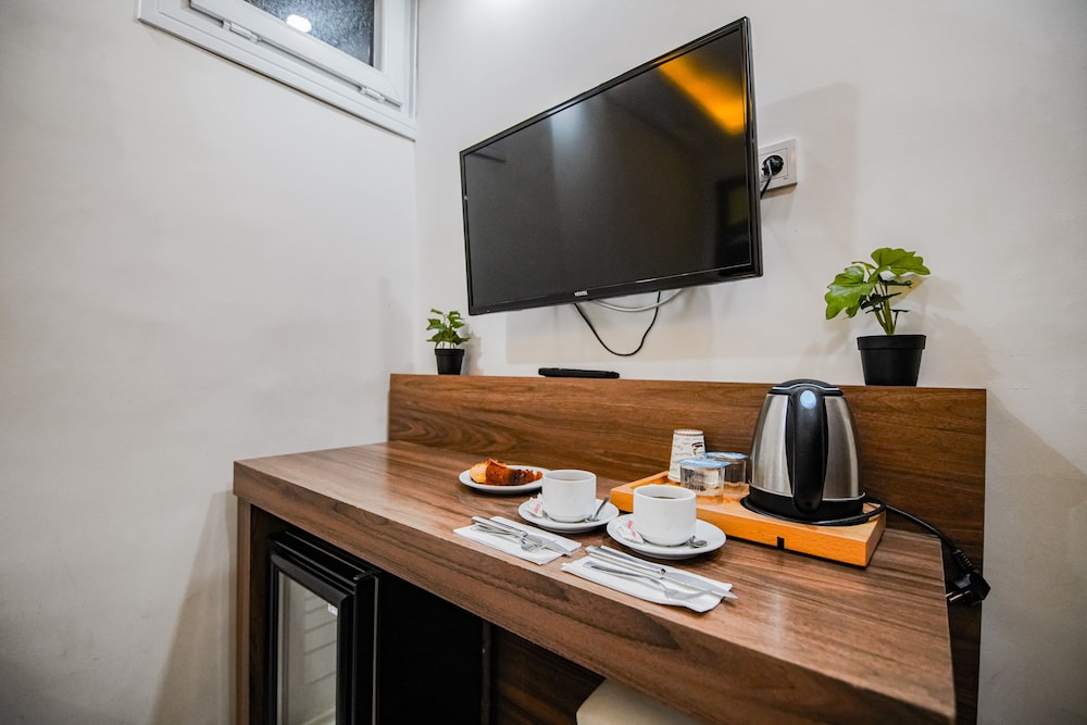 Mitani Suites 41/50