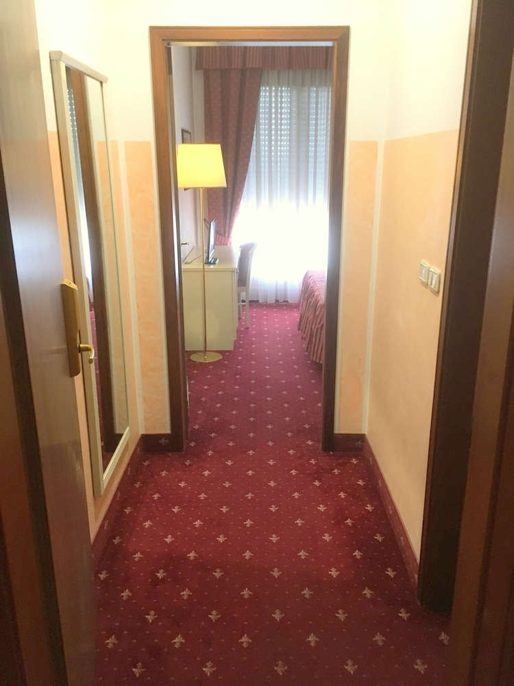 Hotel Internazionale 35/60