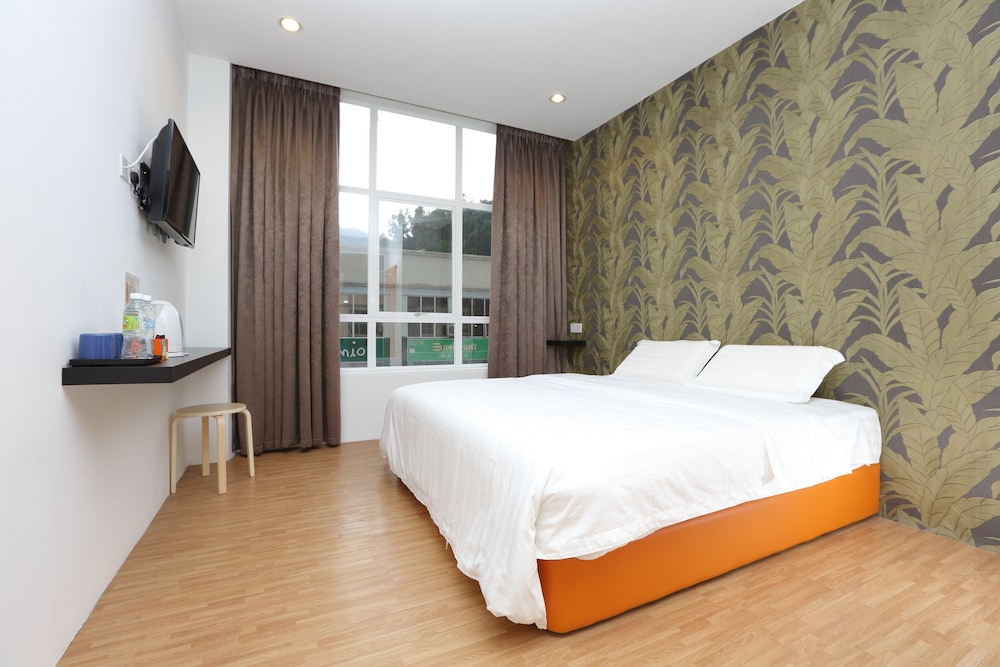 1 Hotel Taman Connaught 18/58