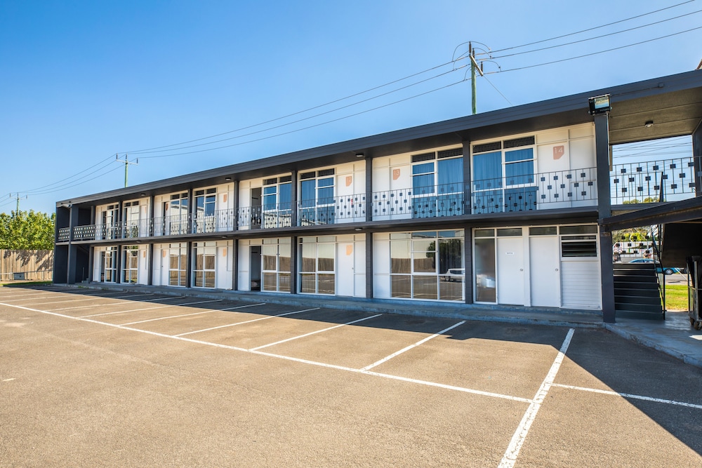 Westside Hotel photo1